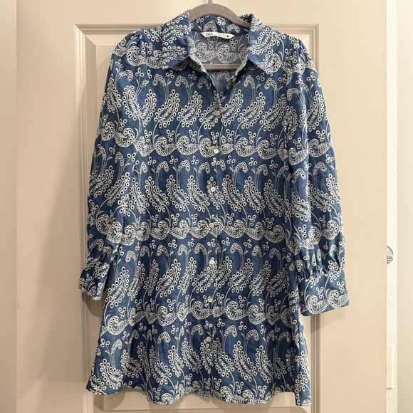 SOLD - 100% Cotton Zara Blue and White Long Sleeve Dress - Picture 4 of 7